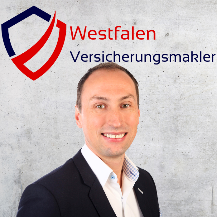 Portrait von Christian Schönauer, einem Versicherungsmakler, vor einem grauen Hintergrund mit dem Westfalen-Logo.
